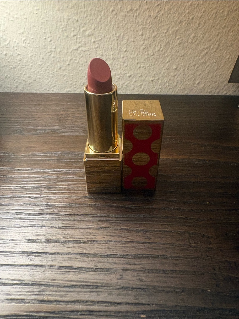 NEW Estée Lauder Limited Edition Full Size Lipstick